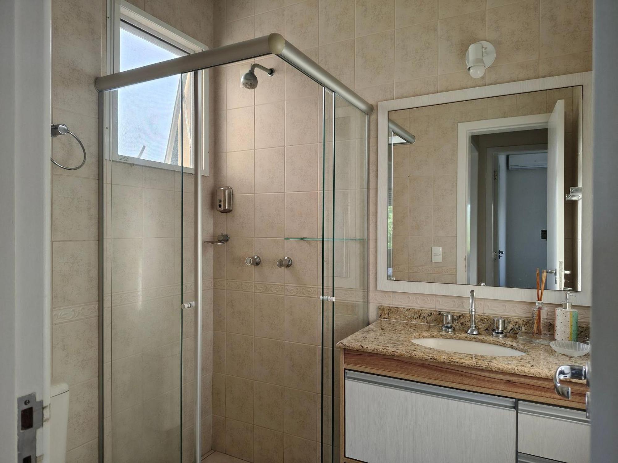 Apartamento confortável a 50m da praia RVG208 Florianopolis Exterior foto